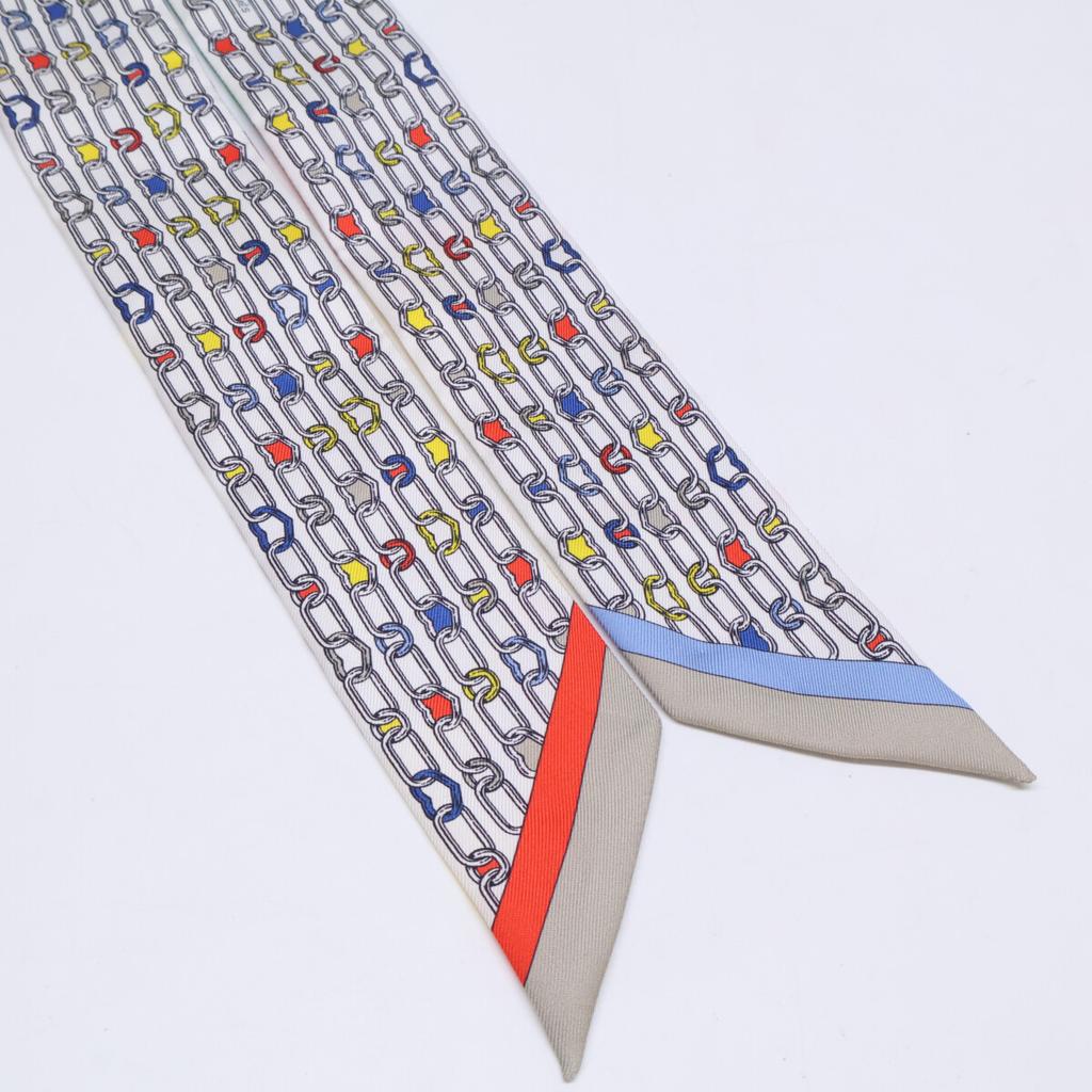 Hermes [Excellent Condition] H063800S 09 L'EFFET KALEIDOSCOPE Kaleidoscope Effect Silk Twilly Scarf Yellow / Red / MulticolorUsed