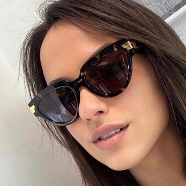 Retro Fashion Cat Eye Sunglasses Women Large Frame Sun Glasses Brand Designer Unisex   Female Shades Leisure Eyewear Uv400
