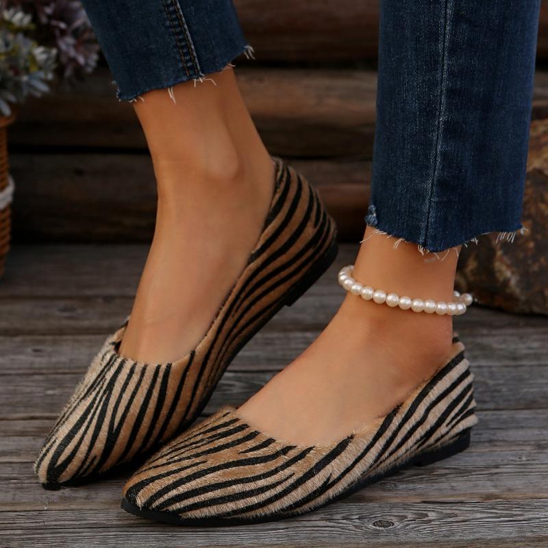 

Новые одинарные туфли с мелким вырезом, замшевые, с острым носком, на плоской подошве, универсальные женские туфли, туфли Doudou 43 темно-коричневого