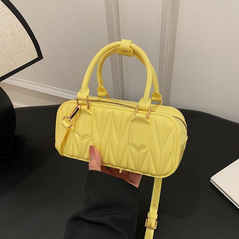 Niche Design Bag Women's New Summer Messenger Bag Casual Portable Jelly Rhombus Pillow Bag