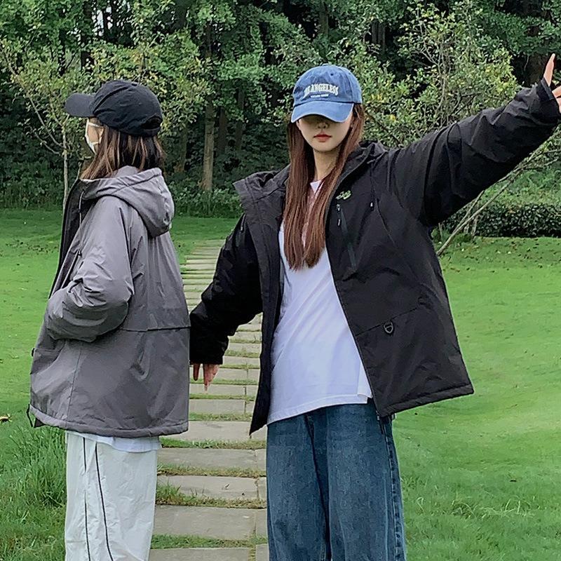 Girlfriend's new cotton-padded jacket, short loose female student thickened cotton-padded jacket, hooded cotton-padded jacket and jacket.