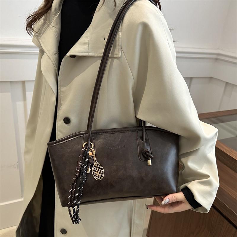 European American Retro Tote Bag, Korean Fashi Shoulder Bags Advanced Simple Handbag New Large Capacity Pendant Versatile Bags