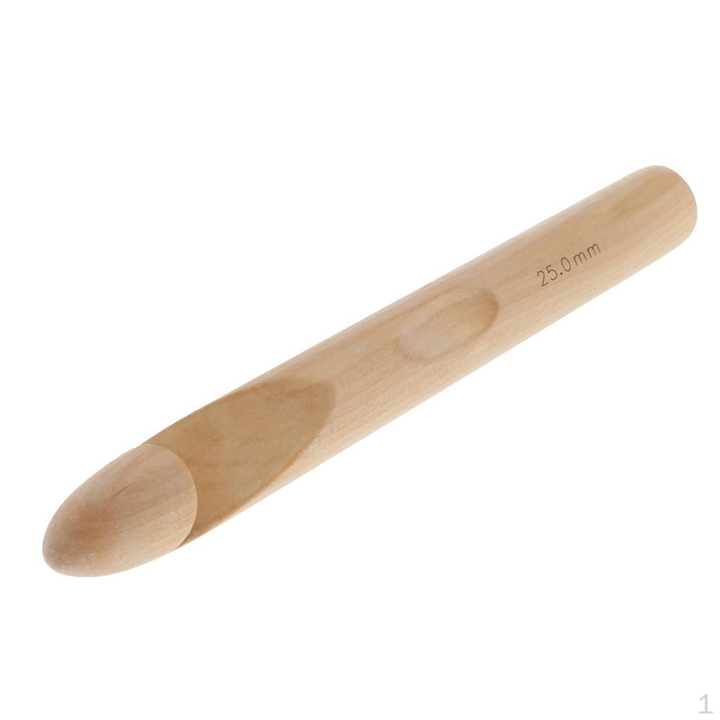 

Giant Wooden Crochet Hook Perfect for Both Beginner And Experienced Crocheters 25mm