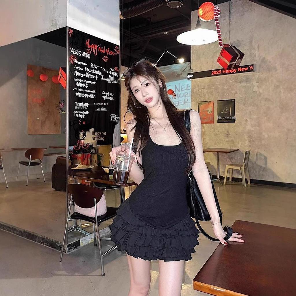 Women's Sweet White A-Line Spaghetti Strap Dress with Ruffle Skirt - Summer Slimming Waist Ballet Style.