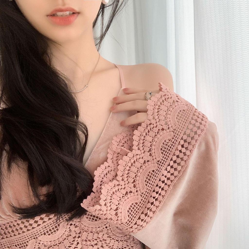 2025 Goldener Samt Sexy Spitzen Nachthemd Set für Frauen