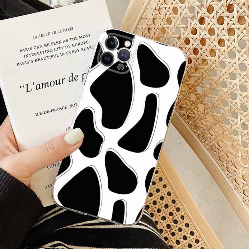 White Black Cow Symbol Print Phone Case Silicone Soft for iphone 14 13 12 11 Pro Mini XS MAX 8 7 6 Plus X XS XR Cover