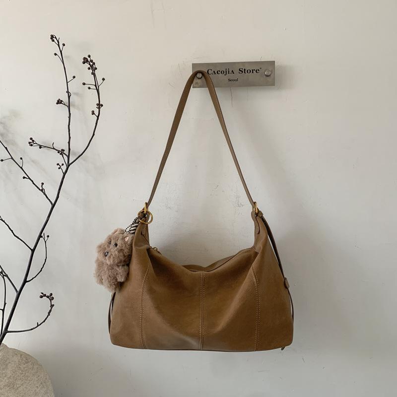 Casual Commuting Tote Bag, Soft Leather, Simple and Niche Single-shoulder Bag