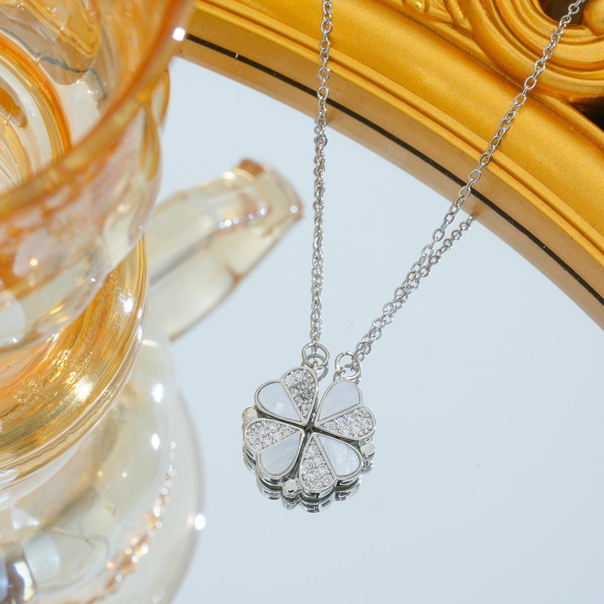 

Ожерелье с четырьмя лепестками, открывающееся и закрывающееся «сердце к сердцу», надеваемое двумя людьми, модная складная цепочка на ключицу с надписью «любовь»