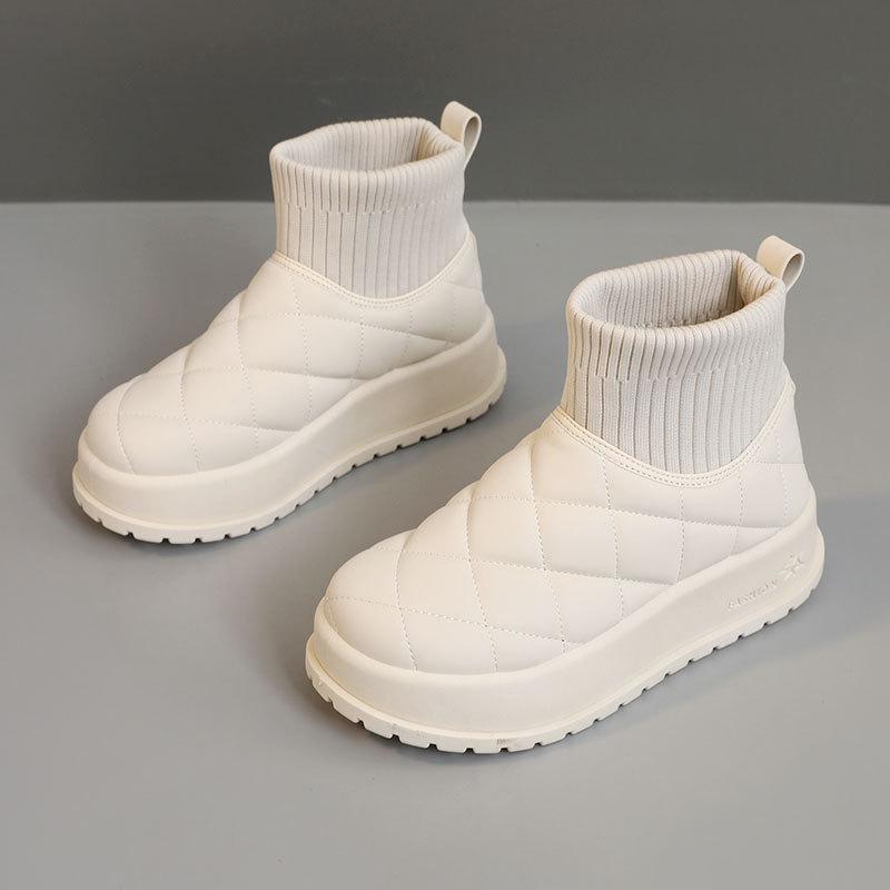 

New autumn and winter thick-soled solid-color warm cotton shoes, high-top women s shoes, simple and velvet for students to increase height 40