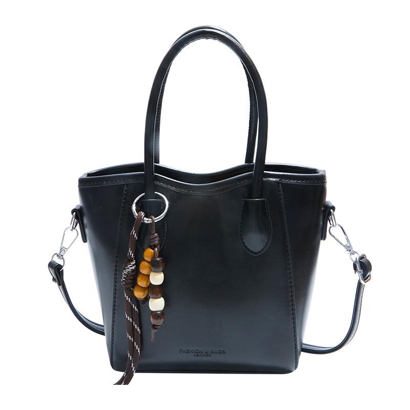 Bag Women's 2026 New Autumn and Winter Commuter Retro Shoulder Underarm Bag Simple Large Capacity Tote Bag