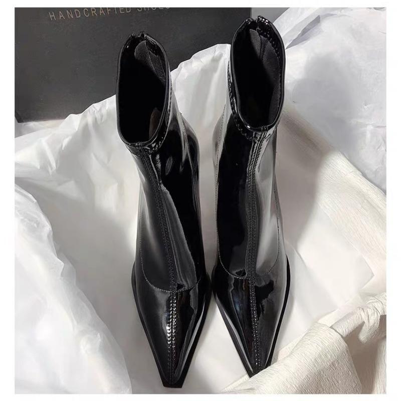 Autumn and winter new patent leather short boots women s sexy pointed thin high heels thin boots commuting temperament small ankle boots 40 чёрный 3790₽
