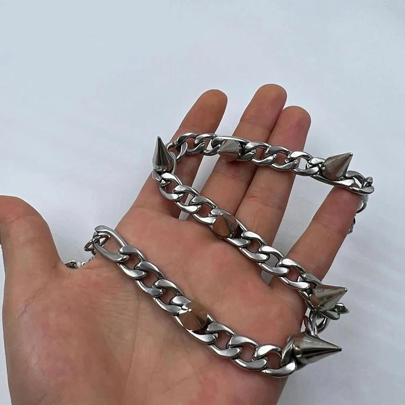 Hip -hop Metal Rivet Pendant Necklace For Women Men Punk Rock Gothic Fashion Necklace Charm 90s Aesthetic Zircon Gift