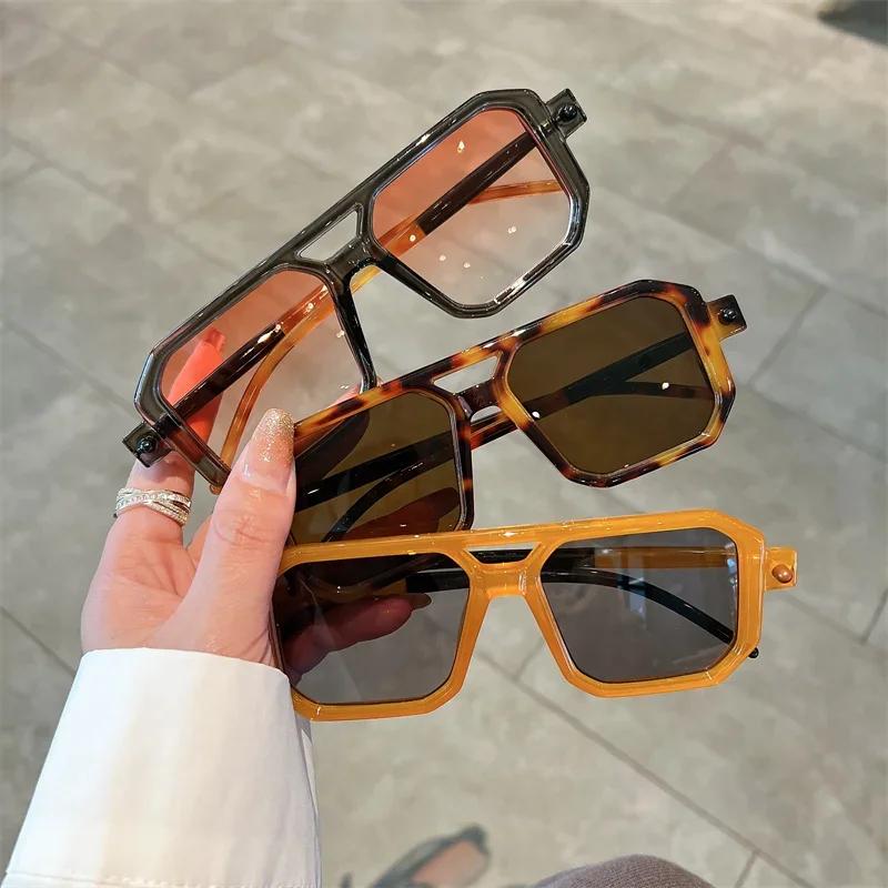 Unise Trendy Design Uv400 Shades Vintage Square Sunglasses For Men Women Fashion Retro Double Bridge Sun Glasses Eyewear