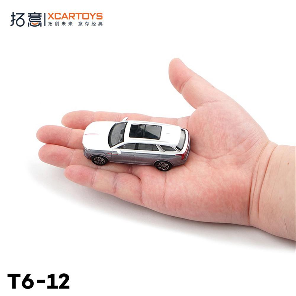 Xcartoys Alloy Car Toy 1/64 Car Model Hongqi E-HS9 Two-color Desktop Ornaments Display Model Toy Collection Gift