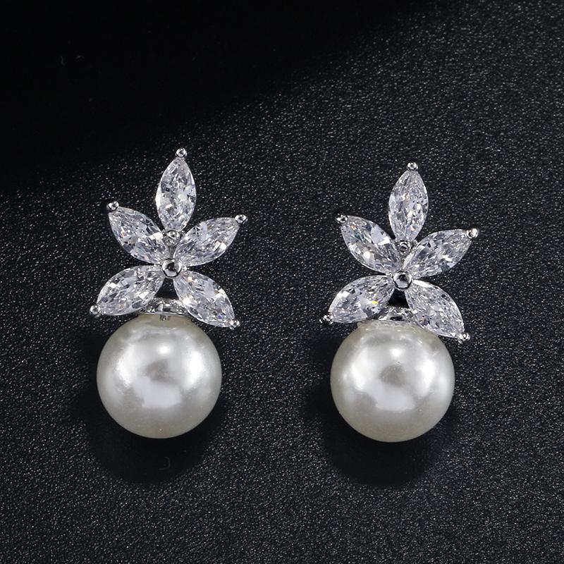 ZAKOL Temperament Imitation Zircon Flower Stud Earrings Elegant Leaf Marquise Zirconia Wedding Party Zircon for Women