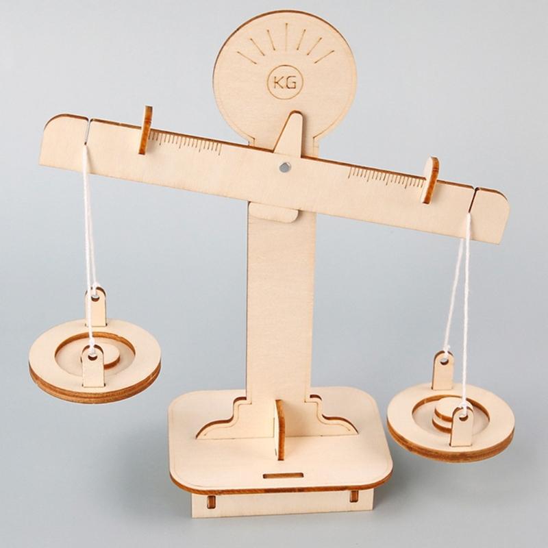 Wooden Math Balance Scale Educational Toy for Kids Building Skills Learning Addition Subtraction Weight Comparison