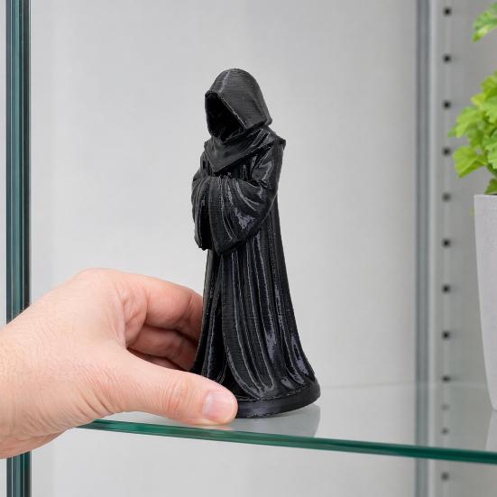 3D Printed Hooded Robe Ornament, Matte Black Faceless Monk Figurine, Gothic Style Sculpture, for Halloween Indoor Outdoor Decor