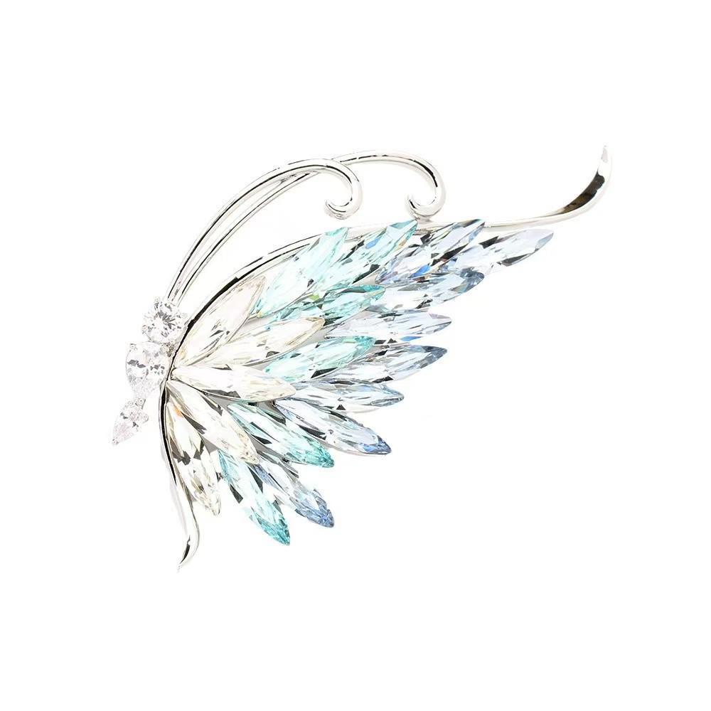 Elegant Butterfly Brooch: Three-Dimensional, Gradient Crystal Design