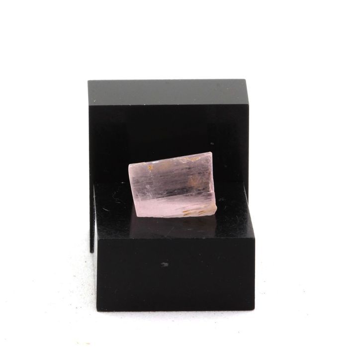 Pierres et Minéraux. Kunzite. 5.93 ct. Konar Province, Afghanistan.
