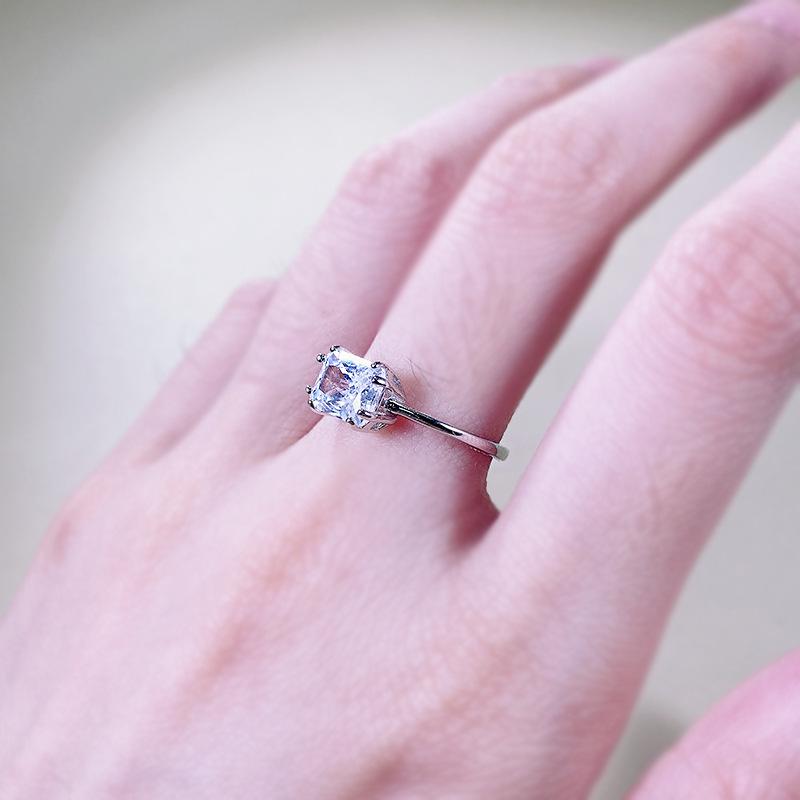 S925 Sterling Silver Square-Cut Zircon Ring for Women (6x8mm)