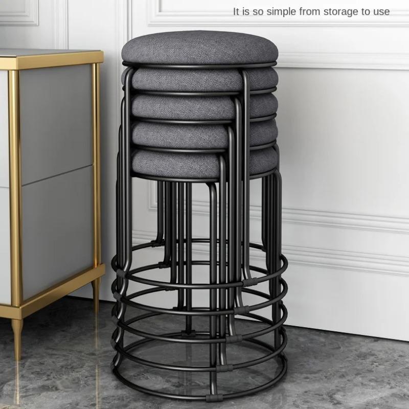 Nordischer kleiner Hocker, Internet Home Celebrity Creative Bank, leichter luxuriöser runder Hocker, moderner einfacher niedriger Hocker, weicher Sitz, Stacka