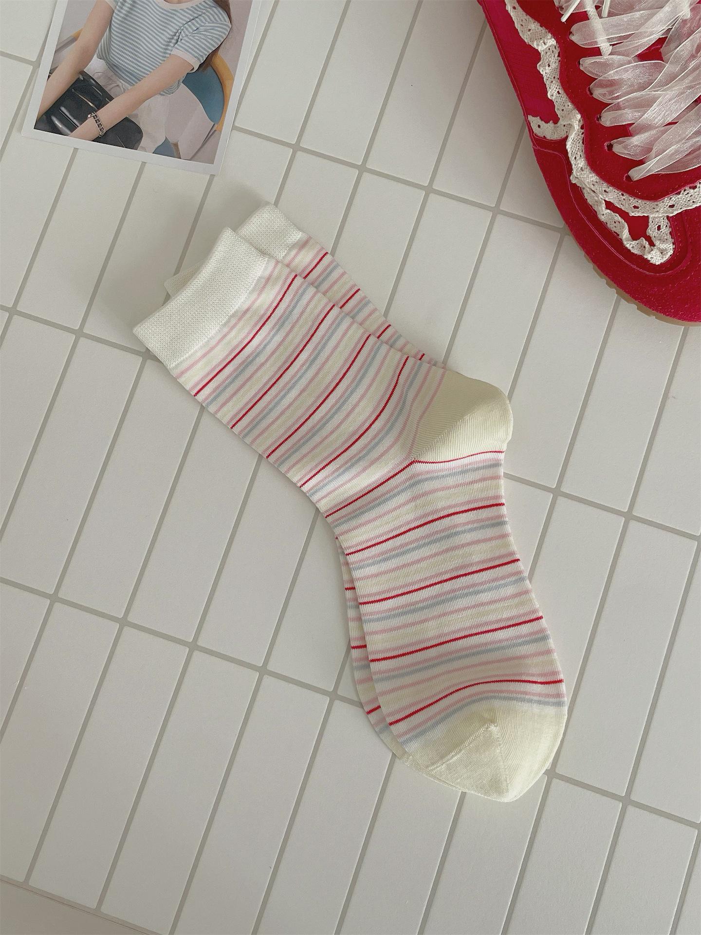 

Korean-Japanese Trendy Cute Puppy Mid-Calf Cotton Socks for Girls - Spring & Summer Style One Size