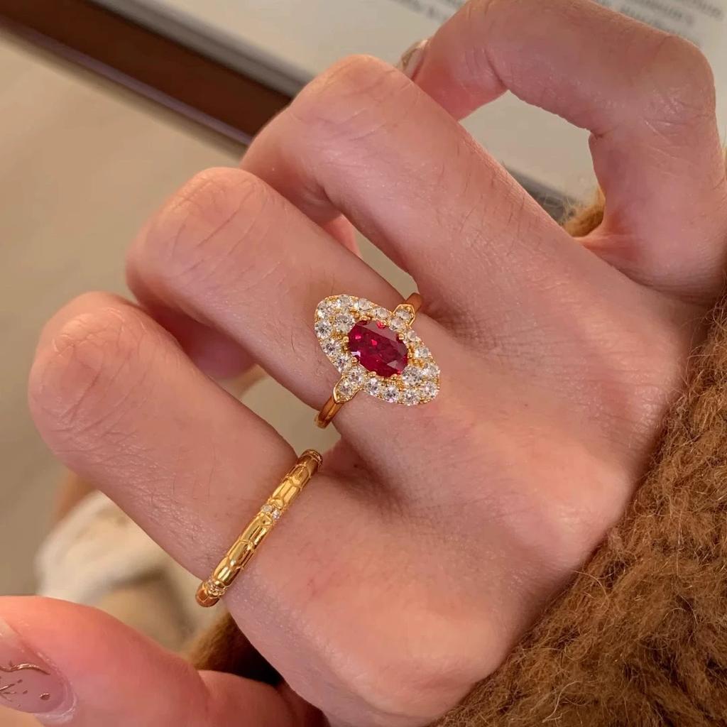 Vintage Court Medieval Style Oval Red Zirconia Rings For Women Fashion New Jewelry Lady Gift Party Anillos Mujer