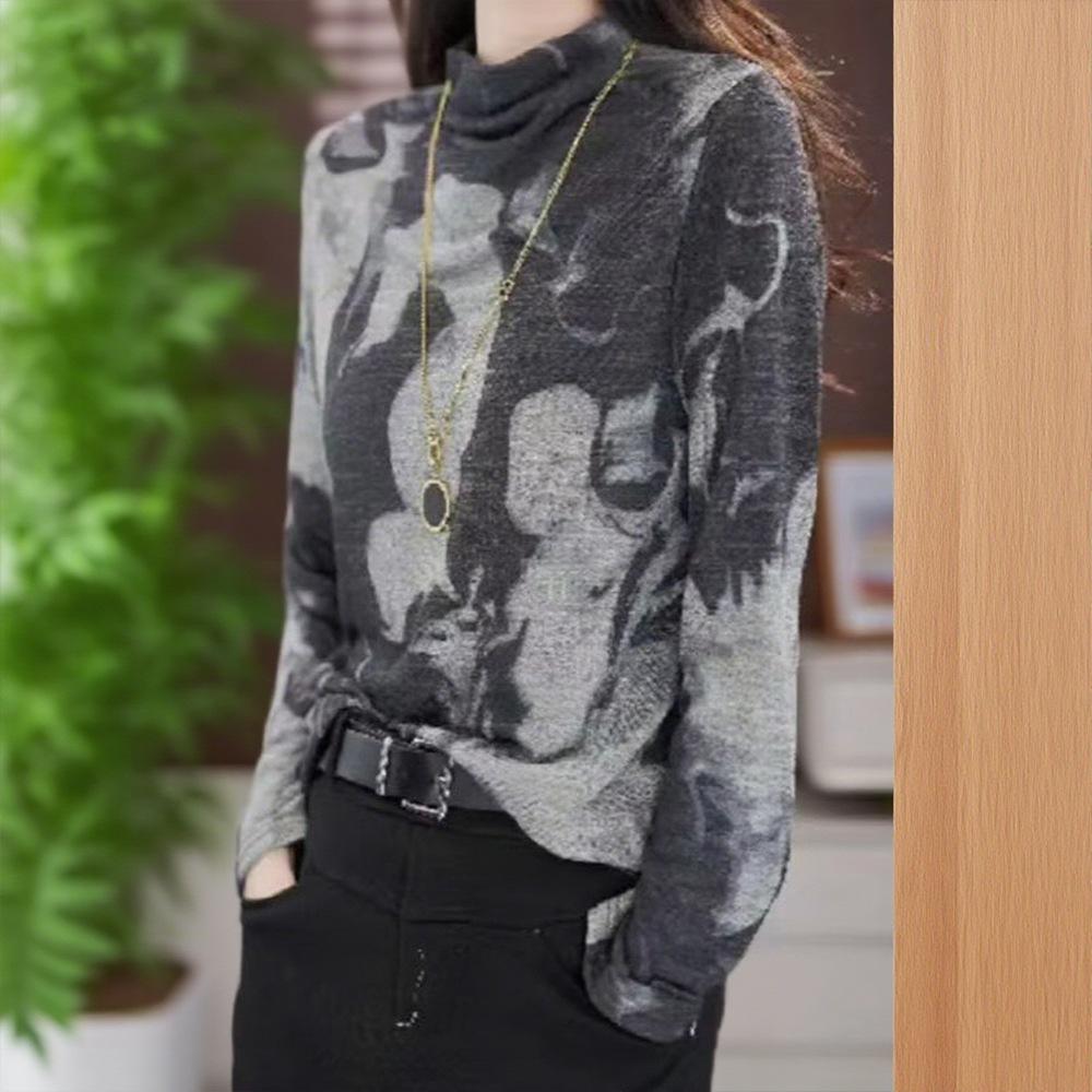 Korean Style Velvet Print Long Sleeve Tummy-Concealing Sweater - Fashionable, Age-Reducing, and Warm Mother's Outfit