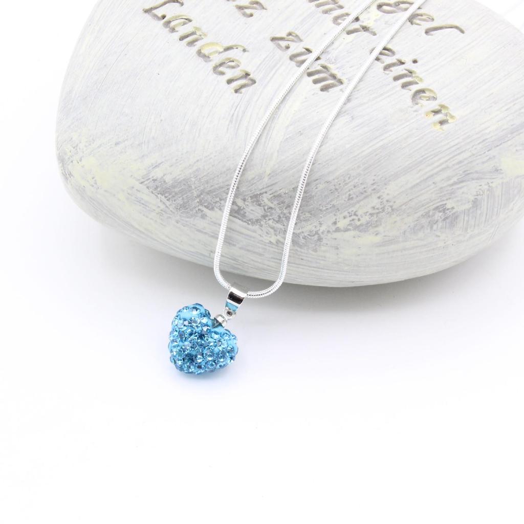 Versatile Rhinestone Heart Necklace with Diamond-Clay Pendant