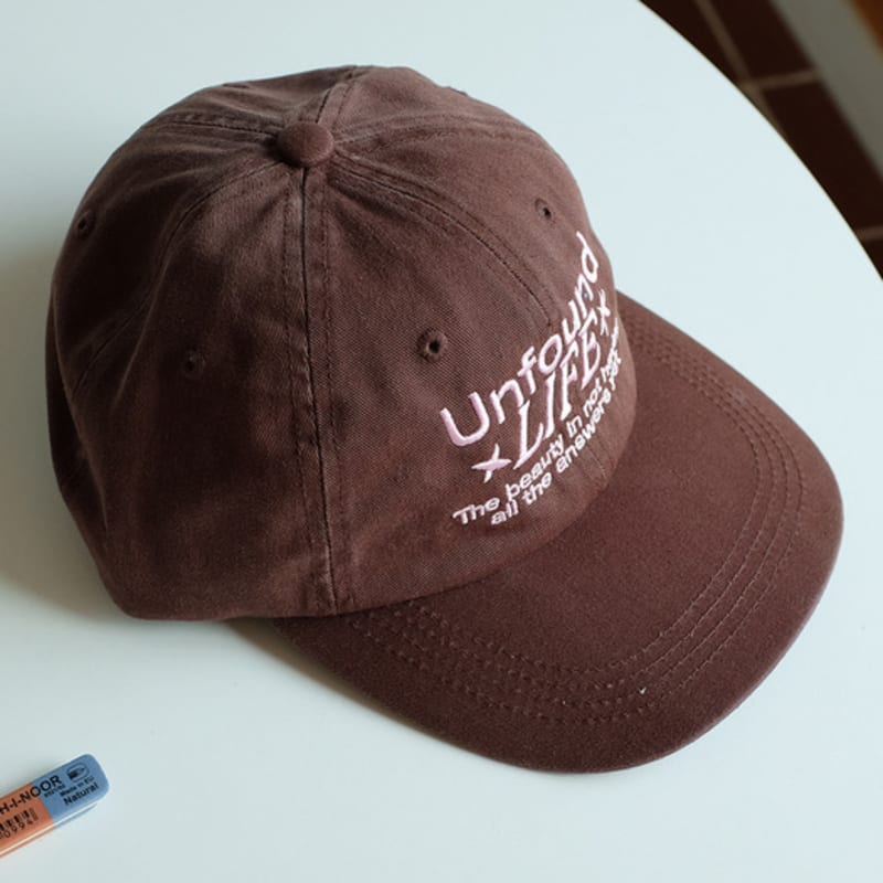 BALLOON FRIENDS MESSY ADVENTURE Unfound Life Washed Ball Cap Brown