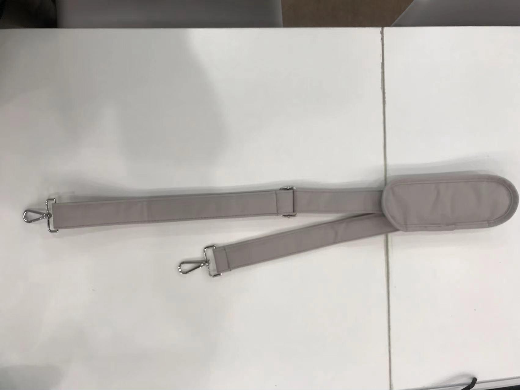 

Портативная сумка для питомца в корейском стиле: Ручная, через плечо или рюкзак на одно плечо для кошек и собак – Дышащий дизайн Medium (M)