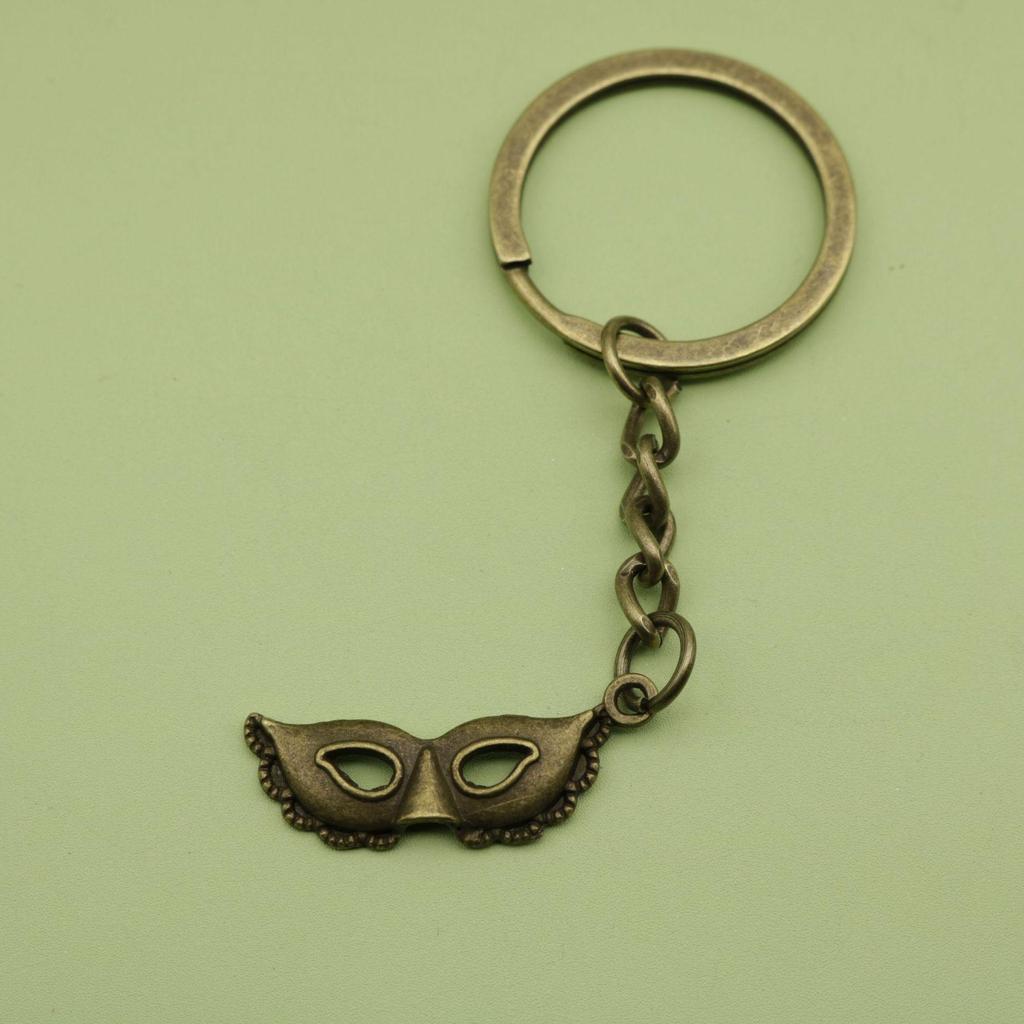 Stylish Mask Keychain Pendant - Hot Selling Jewelry