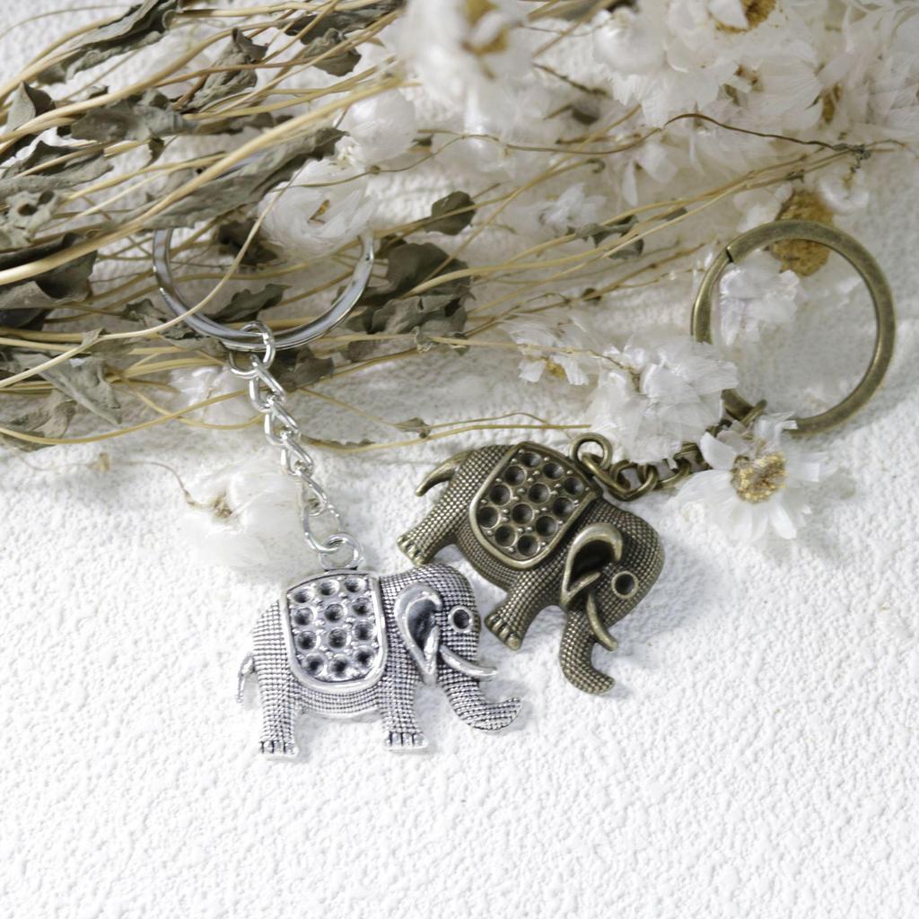 Simple Elephant Keychain Pendant: Hot Selling Jewelry