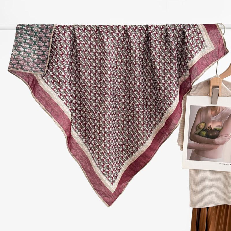 Autumn and Winter Velvet Purple Japanese Samurai 91 Large Square Scarf Women's Fashion Vacation Beach Silk Headscarf Shawl Thermal Scarf