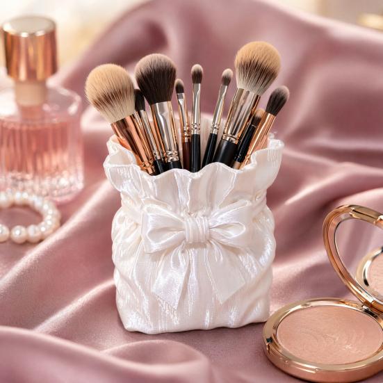 Dressing Table Brush Holder Satin Bow Bag Makeup Holder, 3D Printed Beauty Tool Organizer Cosmetic for Desk, Large Bowknot Pouch Pencil Storage