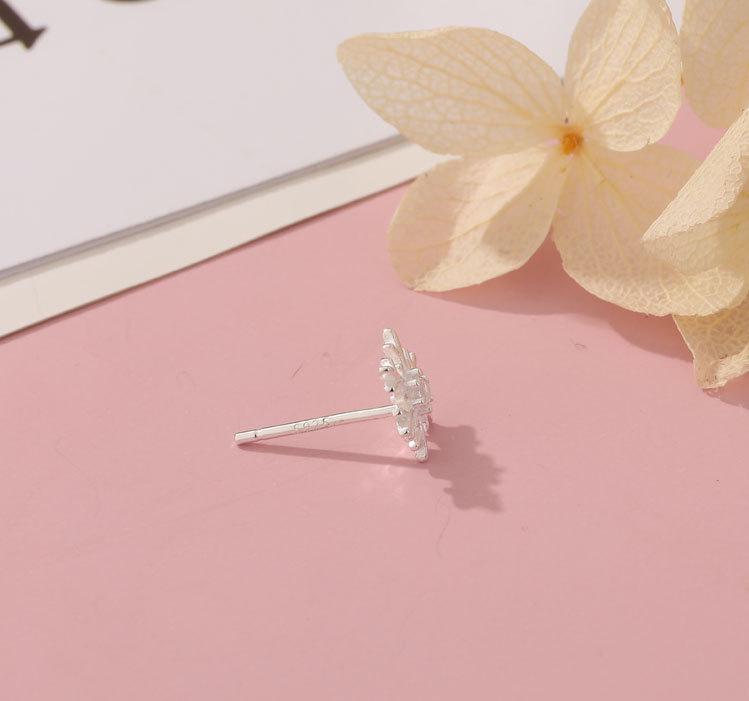 S925 Silver Zircon Snowflake Stud Earrings - Korean Style Christmas Gift for Girls