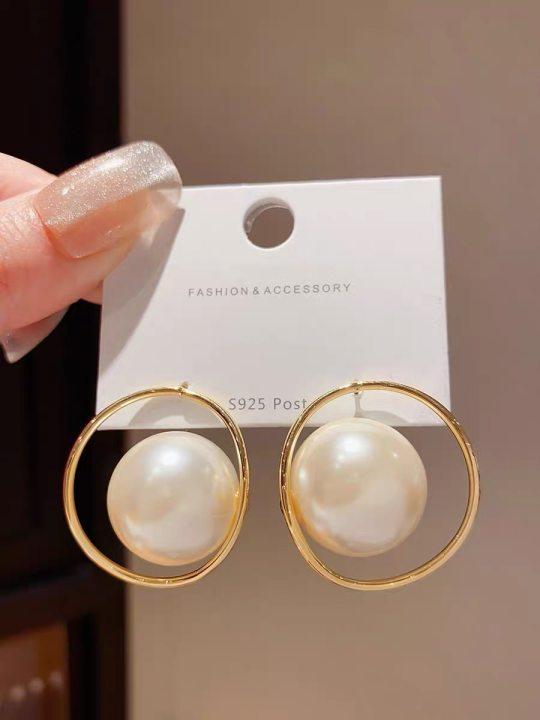Real gold electroplated silver needle oval pearl earrings winter retro versatile stud earrings fashion high-end earrings women