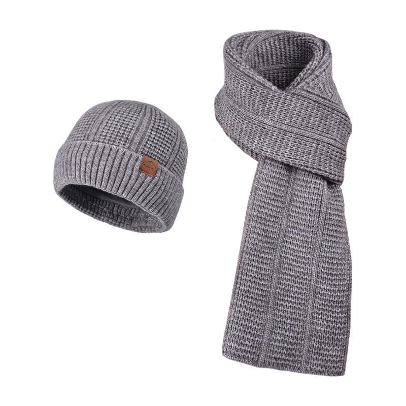Winter hat, scarf, two-piece set, men's outdoor cold-proof and warm wool hat, big head circumference, ear protector, muff, knitted hat.
