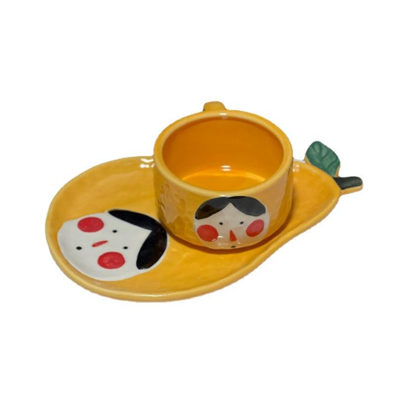 Creative And Cute Hand-Painted Apple Pear Tomato Ceramic Cup And Saucer Cartoon Personalized Underglaze Fruit Coffee Cup And Saucer Set