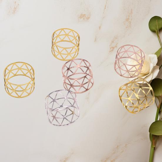 6/12Pcs Golden Napkin Rings Metal Hollow Triangle Circle Design Napkin Holders Buckles Family Dinner Wedding Party Table Decoration