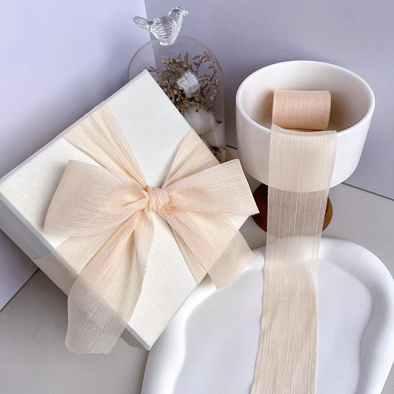 

1PC Chiffon Crinkle Shiny Sparkling Organza Ribbon Wedding Decorations Silver Glitter Chiffon Ribbon 4cm*5m
