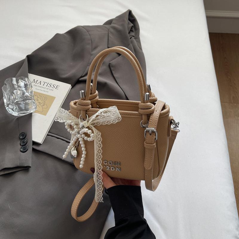 New Foreign Trade Dopamine Fresh and Fashionable Portable Bucket Bag Light Luxury Shoulder Messenger Bag Female Versatile