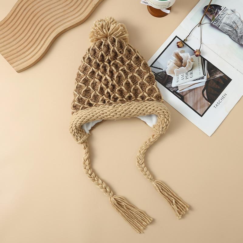 

Корейская версия универсальной теплой шапки в толстую клетку, вязаной толстой пряжей, модная осенью и зимой, плюшевая толстая шерстяная шапка, уличная шапка от холода One Size