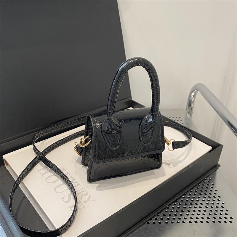 New portable high-end fashion and beauty simple retro casual mini shoulder messenger bag
