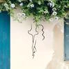 Abstract Metal Wall Art Couple Holding Hands Silhouette Iron Line Art Hanging Sculpture Modern Decorative Wall Hanging for Home and Office