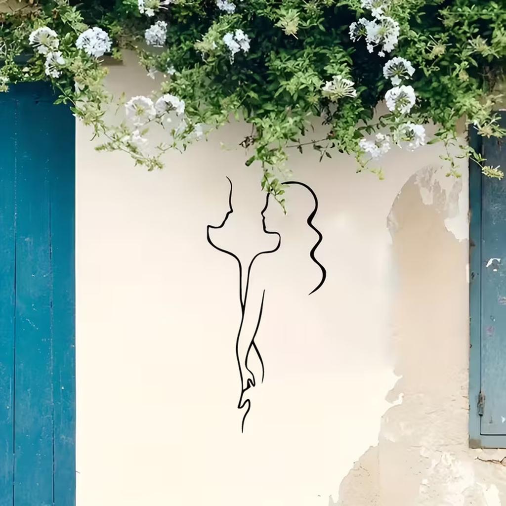 Abstract Metal Wall Art Couple Holding Hands Silhouette Iron Line Art Hanging Sculpture Modern Decorative Wall Hanging for Home and Office