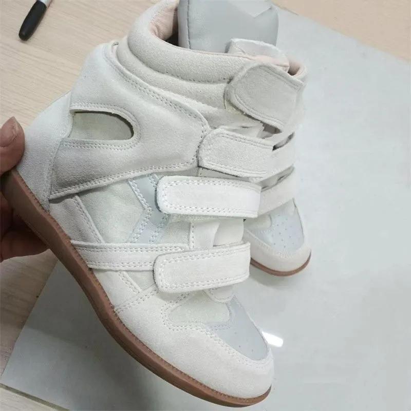 Wewnętrzne buty sportowe i rekreacyjne podwyższające wzrost do pieszych wędrówek z dopasowaniem kolorystycznym, klasyczne i wszechstronne buty w wysokiej wersji