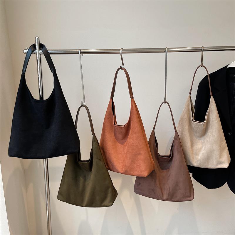 Slack Large Capacity Tote Bag Women'S Season Vintage Commuter Shoulder Bag Suede Bucket Bag