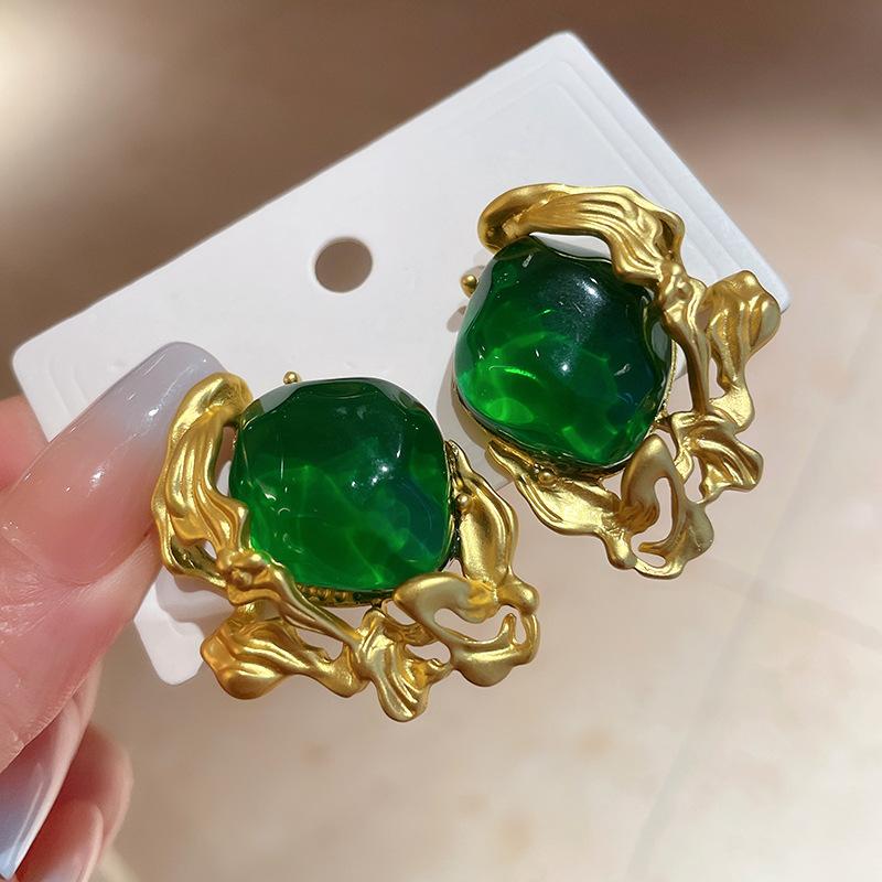

Серебряная игла средневековые винтажные изумрудные серьги нишевые ретро придворный стиль пусеты легкая роскошь высококачественные серьги женские