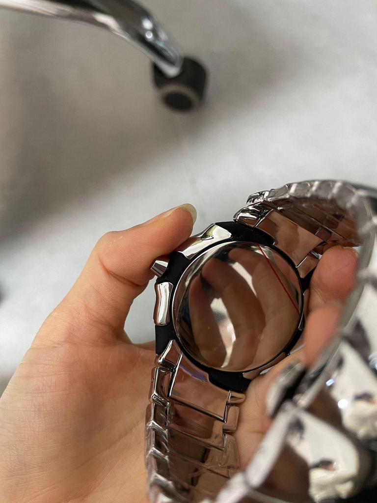 Pre-owned Irregular Blade Retro Men's Watch: High-End Niche Fashion Design